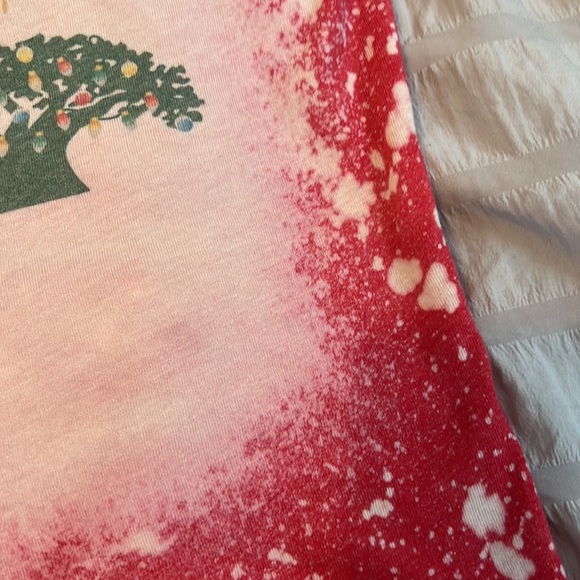 Donated Disney distressed bleached soft lightweight Christmas 4 parks fireworks - Picture 5 of 10